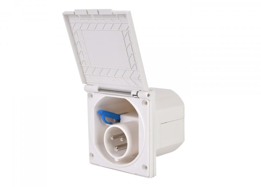 CEE Shore Power Inlet 3-pin Image 1 of 4