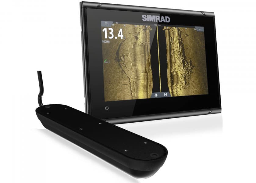 SIMRAD GO7 XSR Touch with Active Imaging-Transducer Image 1 of 6